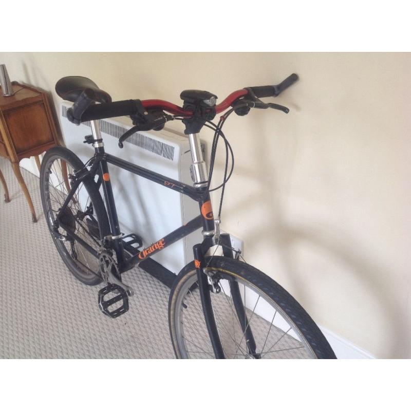 RETRO ORANGE MOUNTAIN BIKE