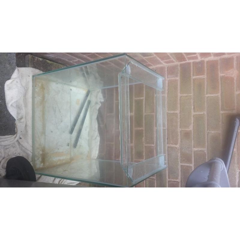 Large cude glass tank