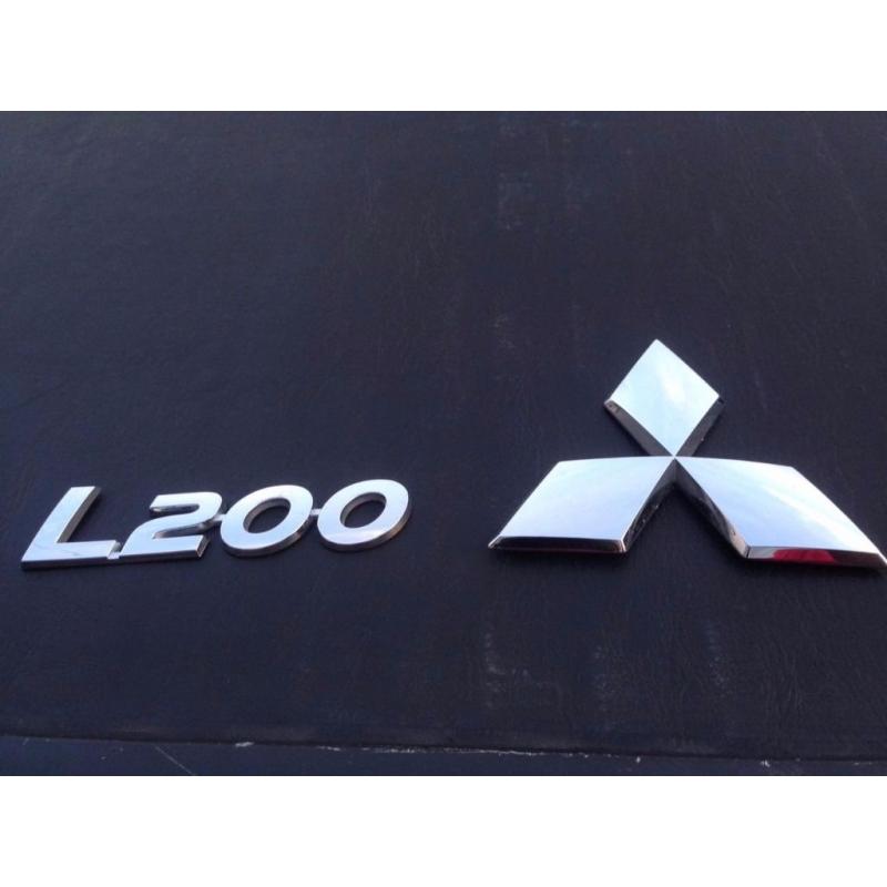 CHROME DOOR PILLAR / WING LOGO STICKERS L200 badge and Mitsubishi Logo for Barbarian