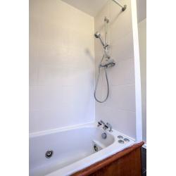 SHORT LETS AVAILABLE. Large double room near Kennington. Don't miss out - book your viewing now!