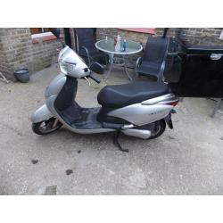 Honda NHX 110 LEAD, SILVER ,12000MILES,NEW MOT,DELIVERY BOX,SERVICED, HPI CLEAR**REDUCED**
