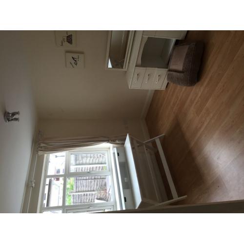 Double bedroom to rent inc all bills.