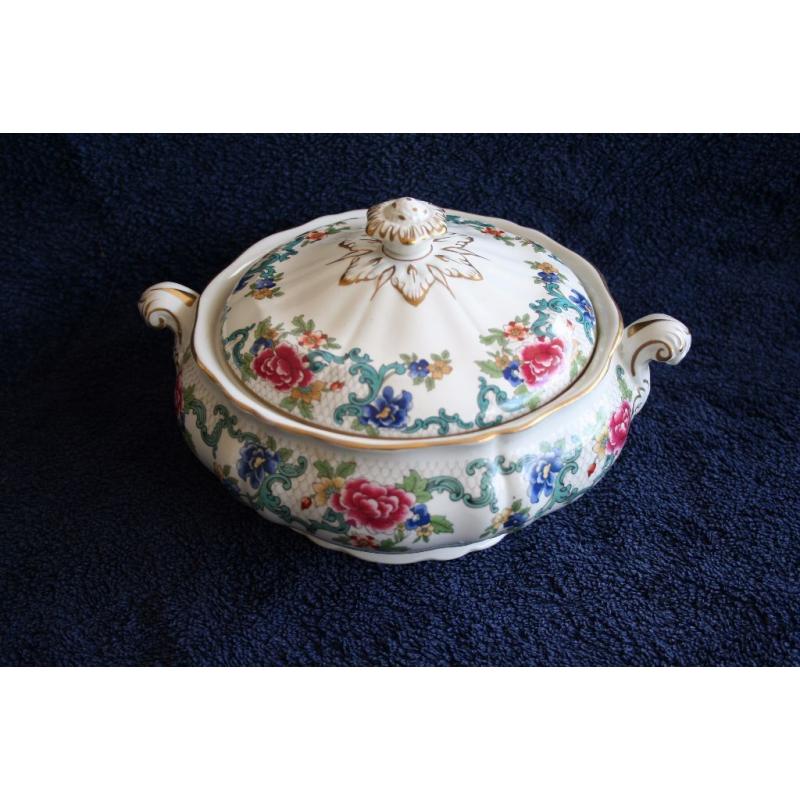 Lovely Large dinner/tea service of Booths "Floradora" c 1920's