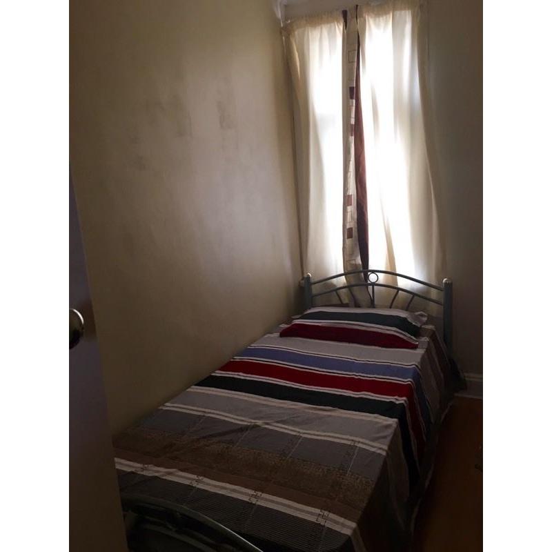 Box room available for rent in Eastham