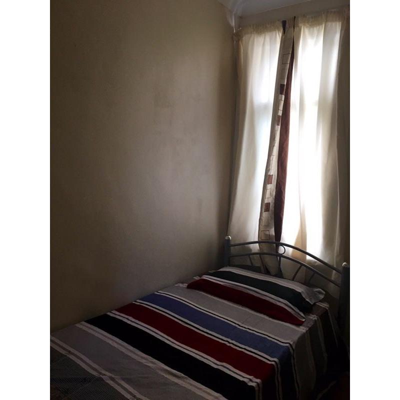 Box room available for rent in Eastham