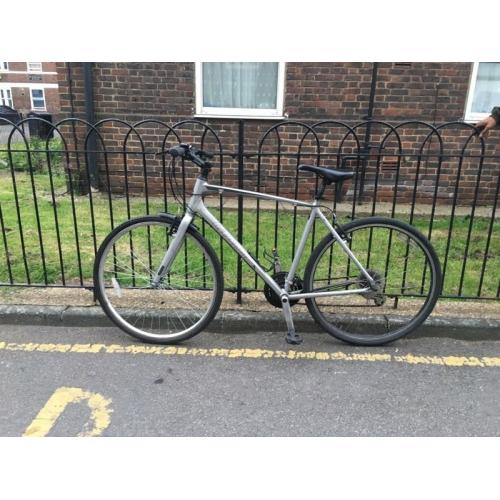Giant Escape bike
