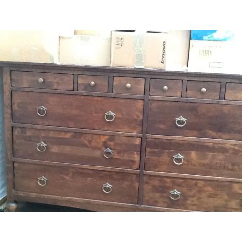 Merchants chest in Mahogany wood