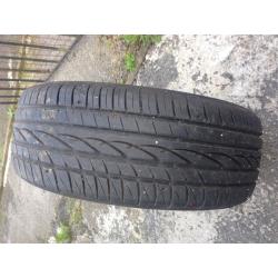 Nearly new car tyre 185/55r15 82v