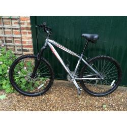Land Rover Sport Disc Mountain Bike Very Good Condition