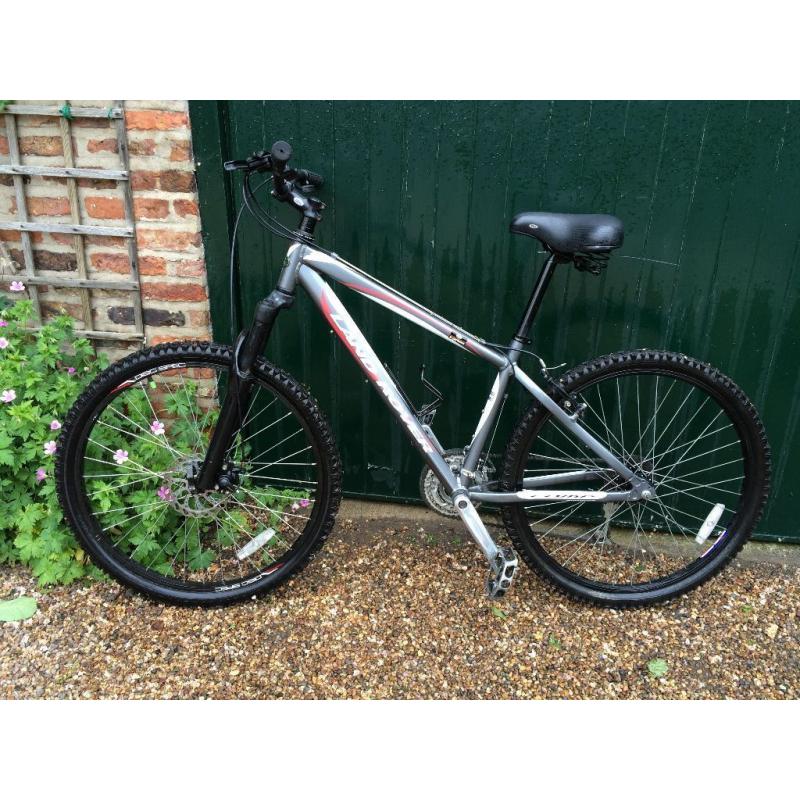 Land Rover Sport Disc Mountain Bike Very Good Condition