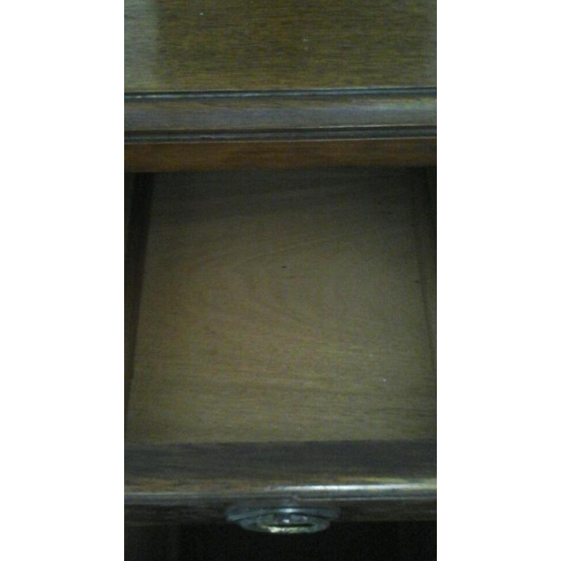 Dressing table with mirror
