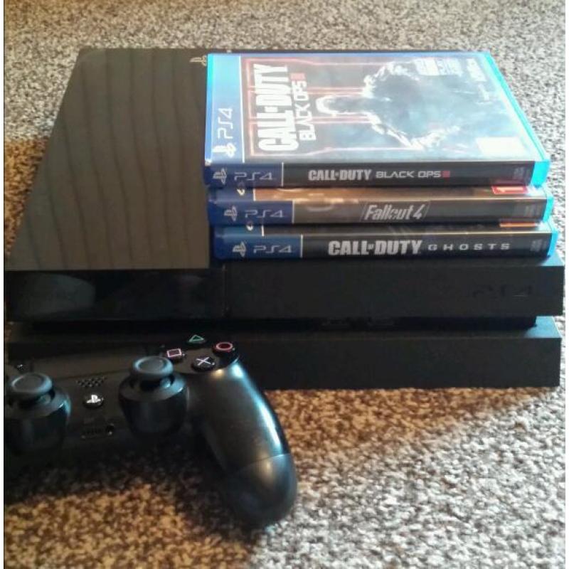 Ps4 boxed + games