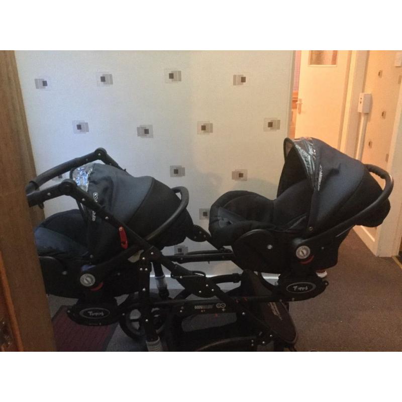 Pram for sale ( can be used as single double or tripple)