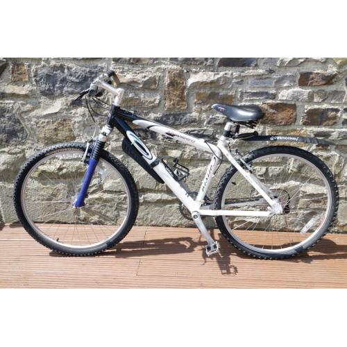 Carrera Bugaboo 7000 Series Aluminium Mountain Bike (Adult Man)
