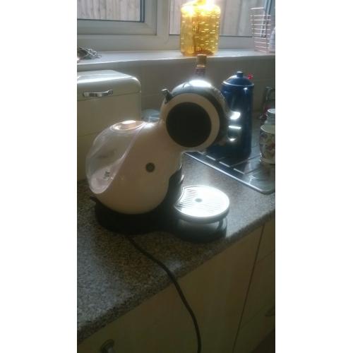 dolce gusto coffee machine.