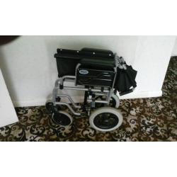 Folding wheelchair