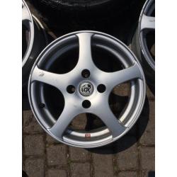 4 x Fox Alloy Wheels