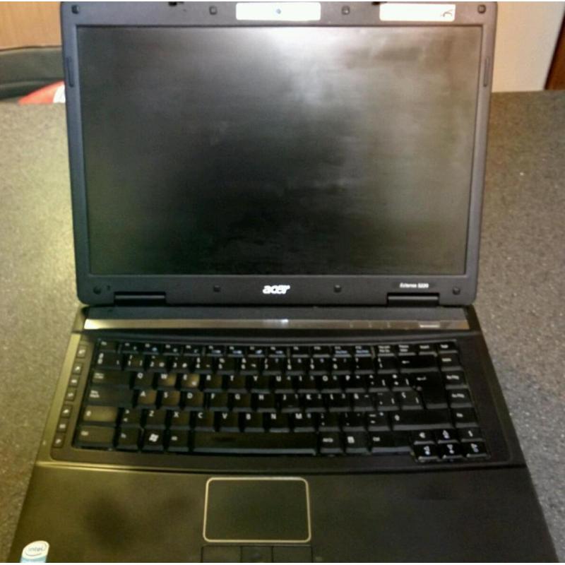 Acer Extensa Laptop Fully working