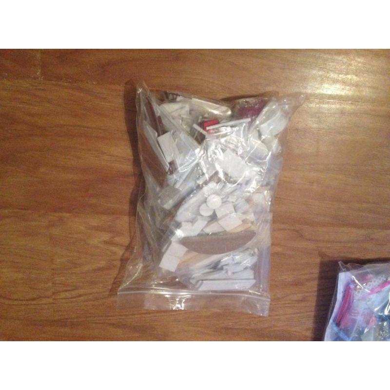 Brand New in box dolls house