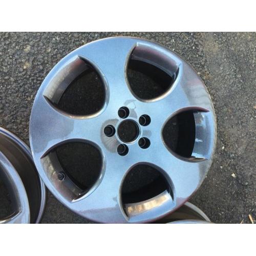 Alloy wheels