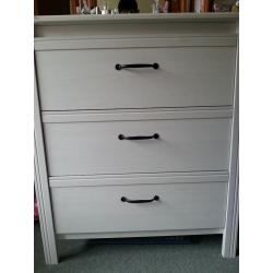 IKEA BRUSALI Chest of 3 drawers white with mirror codition is good but bottom of back side legs are