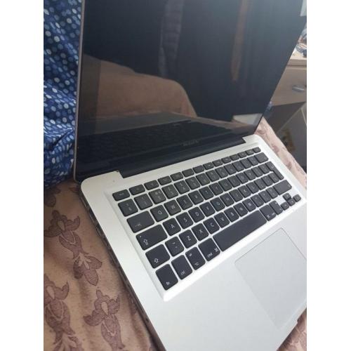 Apple MacBook Pro 13inch