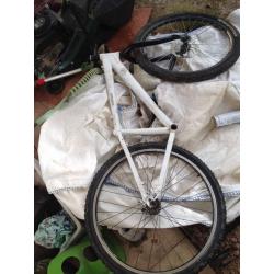 24/seven jump bike Saracen havoc downhill bike frames mtb mountain bike jump bike dirt