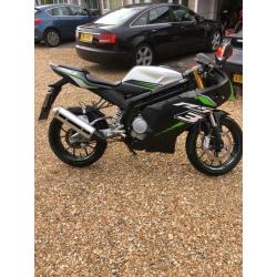 Rieju rs3 125 quicker than a Yzf r125 and Spanish made well engineered