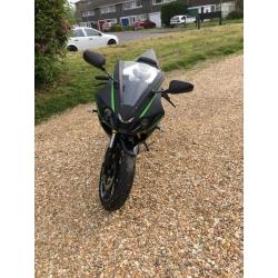 Rieju rs3 125 quicker than a Yzf r125 and Spanish made well engineered