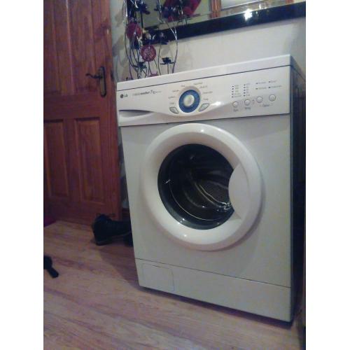 Lg 7kg intellowasher washing machine