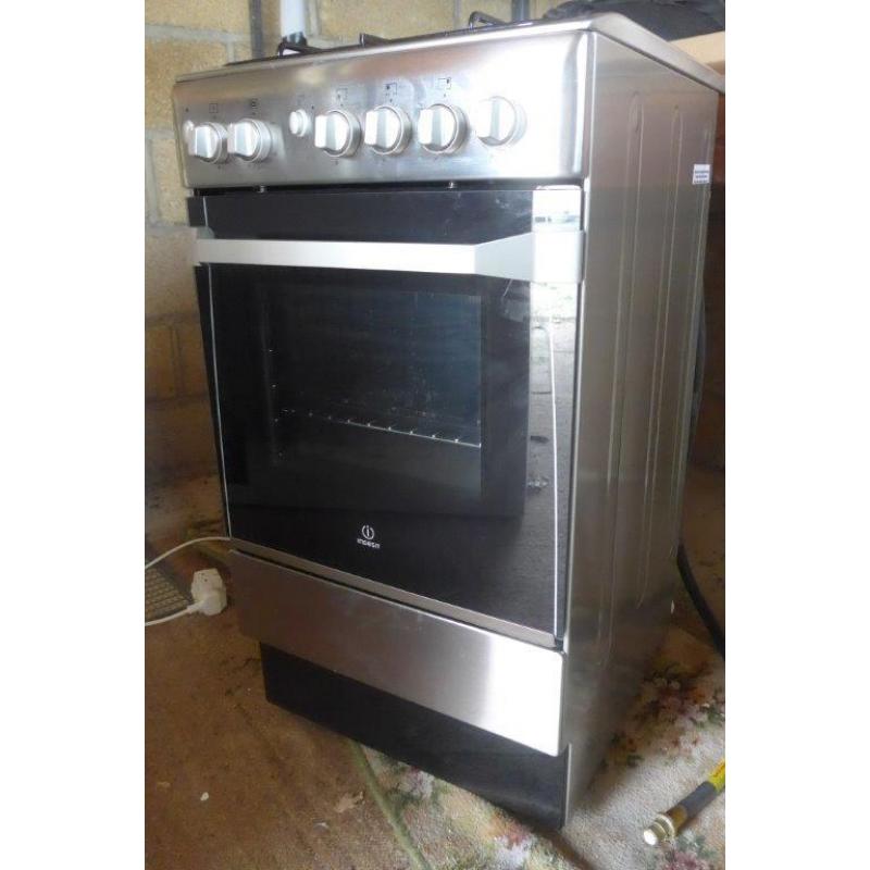 Indesit freestanding gas cooker, stainless, excellent condition
