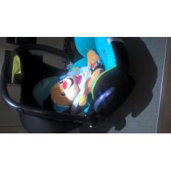 ? Maxi Cosi® Cabriofix Blue Green Aqua Colour/ Green Piping Baby Car Seat Group 0+ Infant Carrier
