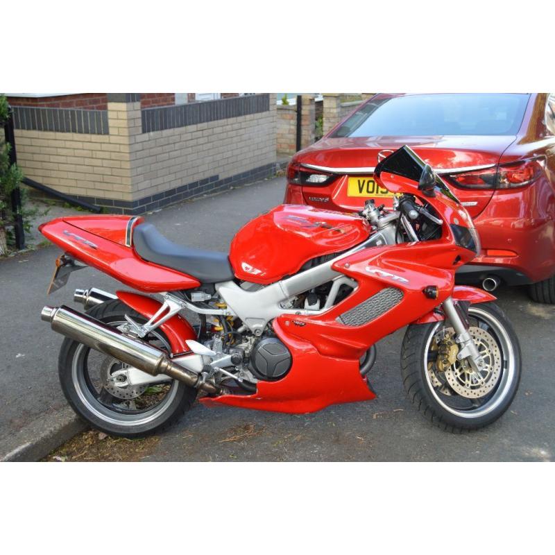 Honda Vtr 1000