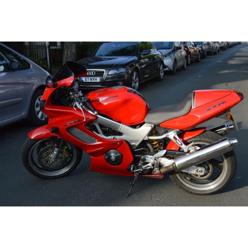 Honda Vtr 1000