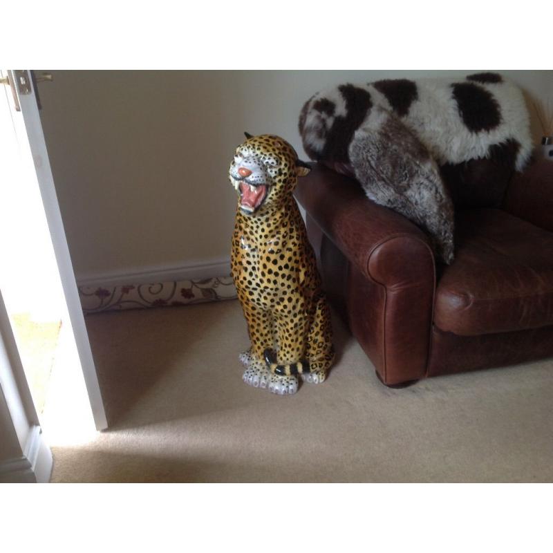 Life size floor standing China leopard...small chip on teeth the raise perfect