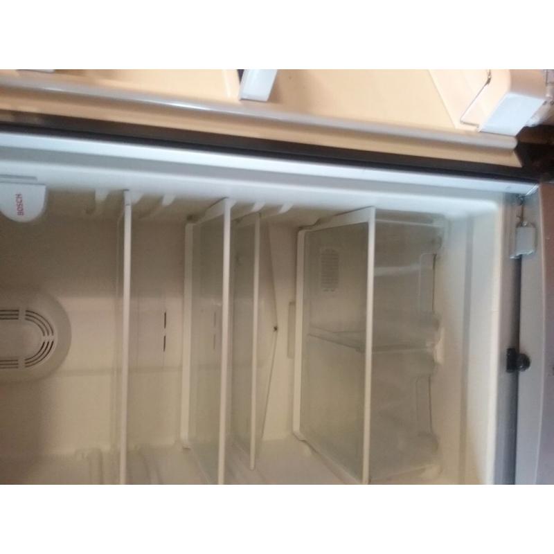 Bosche fridge freezer
