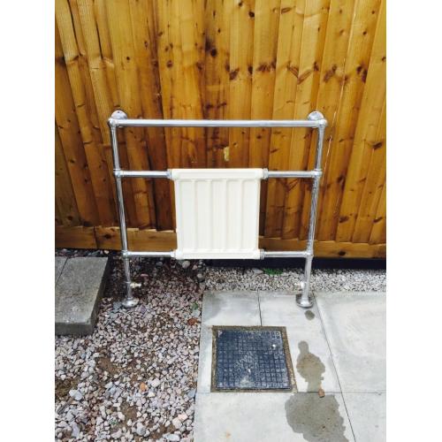 Retro bathroom radiator