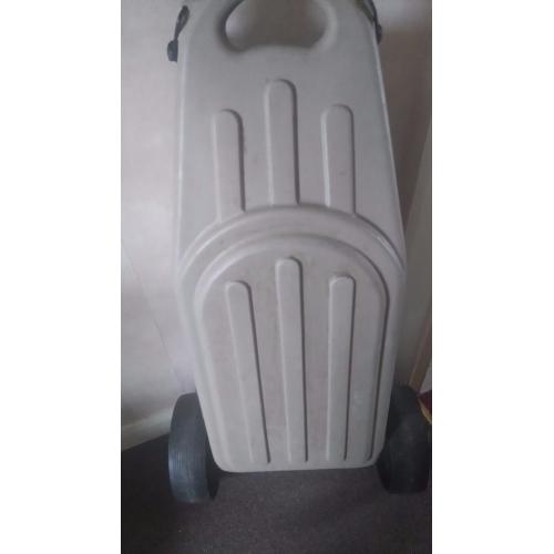 selling caravan accessories