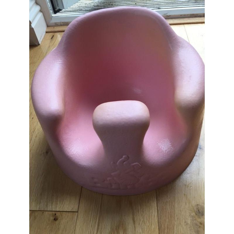Pink bumbo and play tray