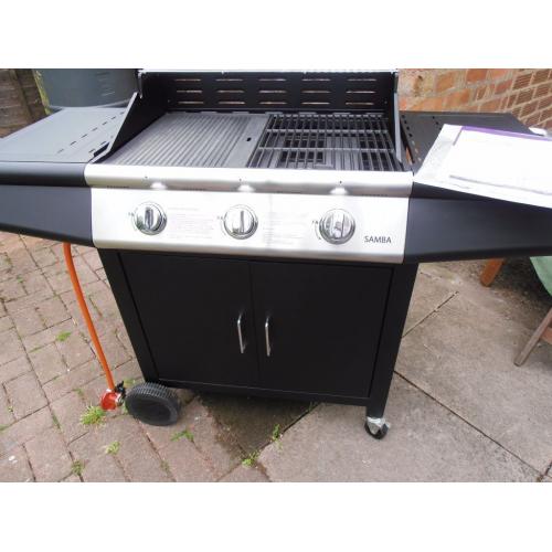 A NEW "SAMBA" 00377472 3 Burner GAS Barbecue / Smoker