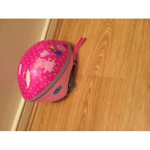 Pepper pig kids bike and helmet