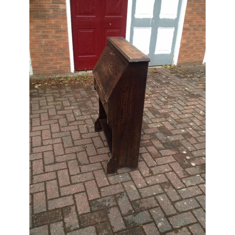 Oak Bureau