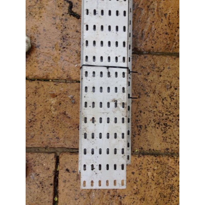 Cable trays