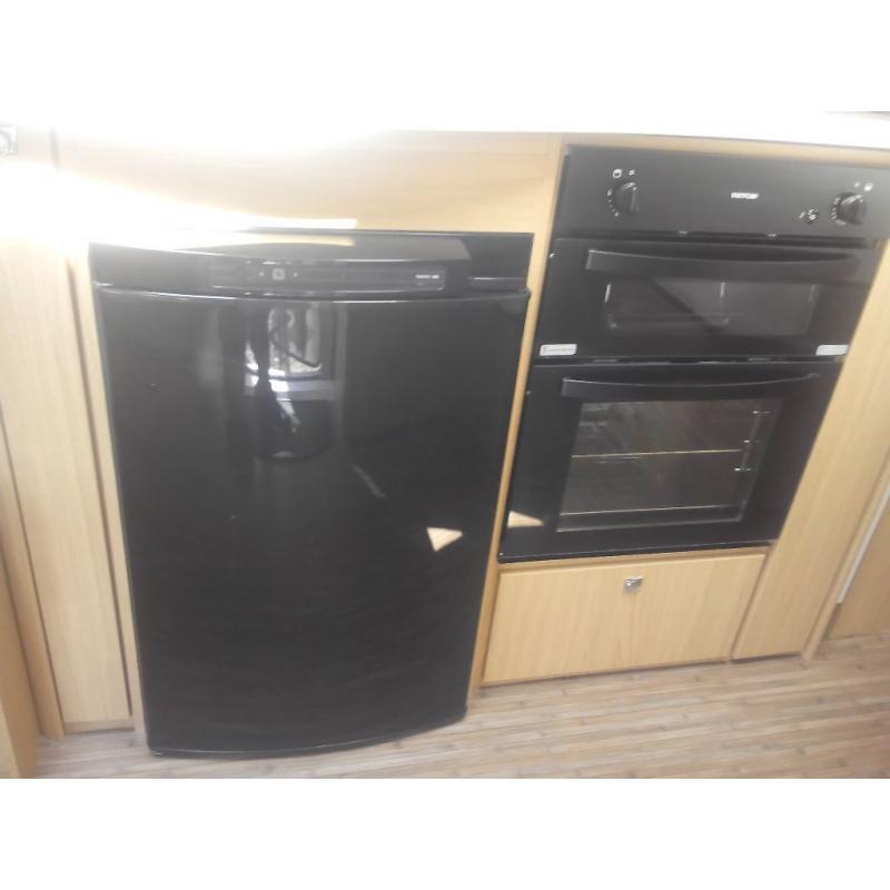 elddis avante 540 4 berth fixed bed