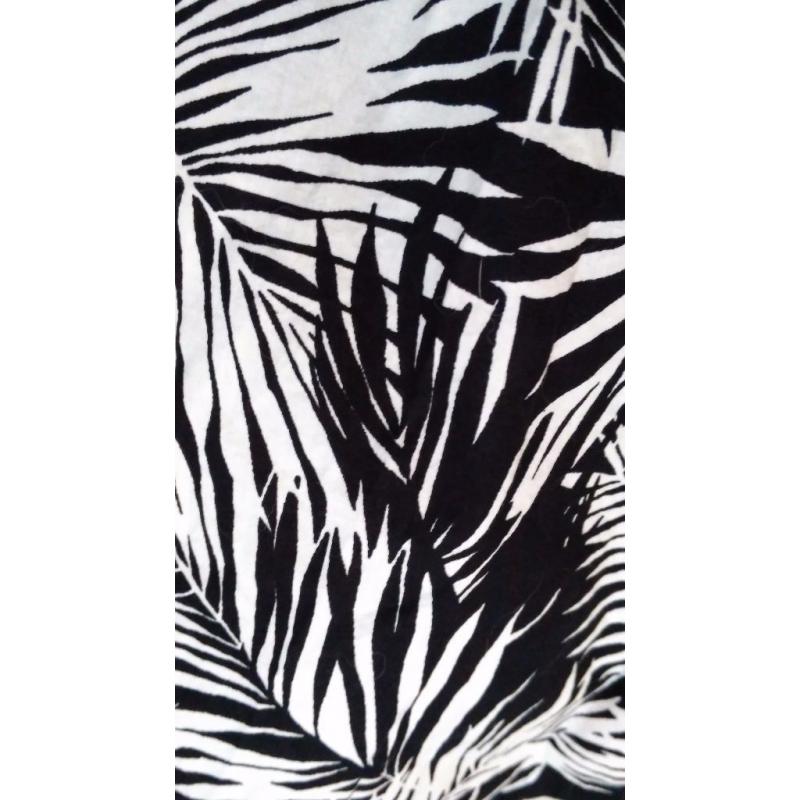 H&M tropical print black & white halter neck fit & flare dress size 8-10