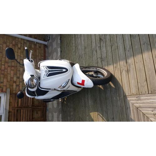 Yamaha Delight...great cbt bike twist and go...1 owner 2 keys