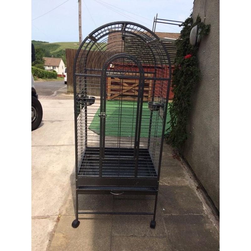 Large bird cage 5ft