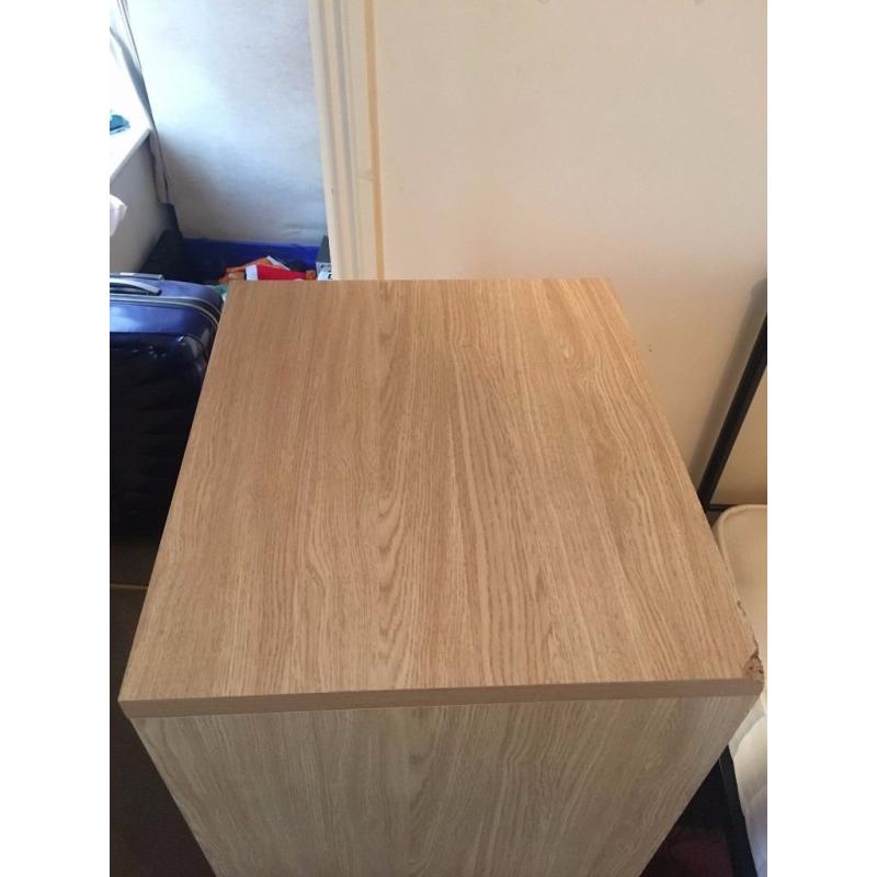 John Lewis Bedroom Drawers. In good condition. 5 drawers. Pickup from Kensal Rise