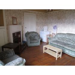 Do you have a flat that needs furniture???
