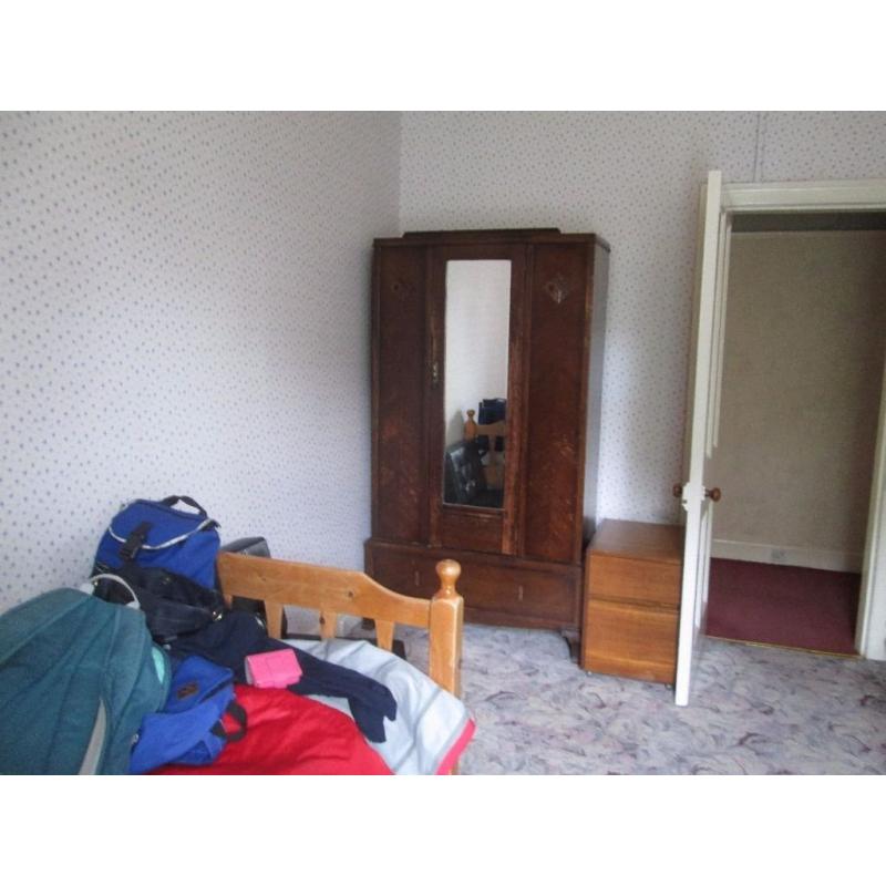 Do you have a flat that needs furniture???